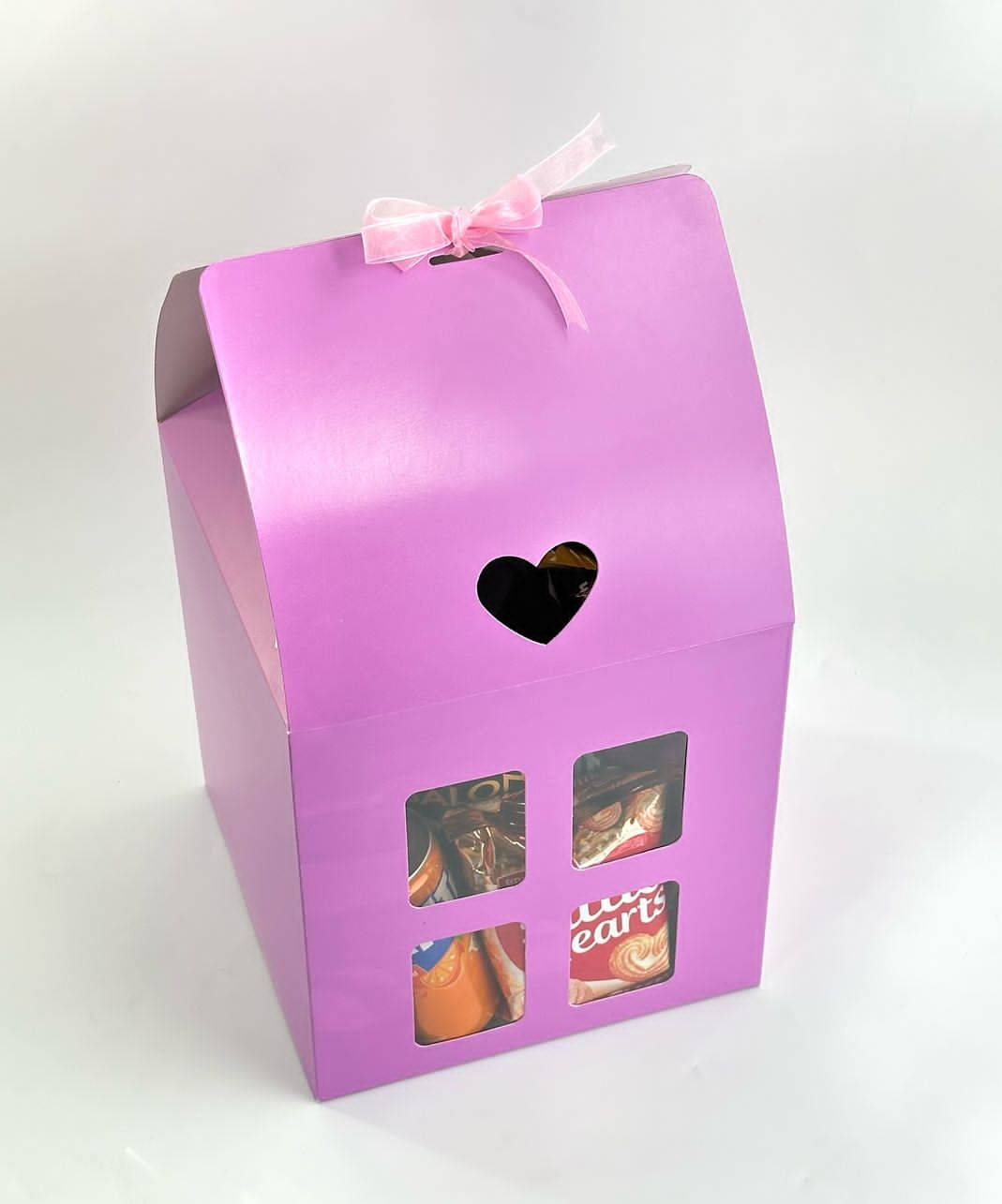 Hut Shape Hamper Box
